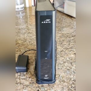 ARRIS SBG8300 Router Modem with Power Adapter
